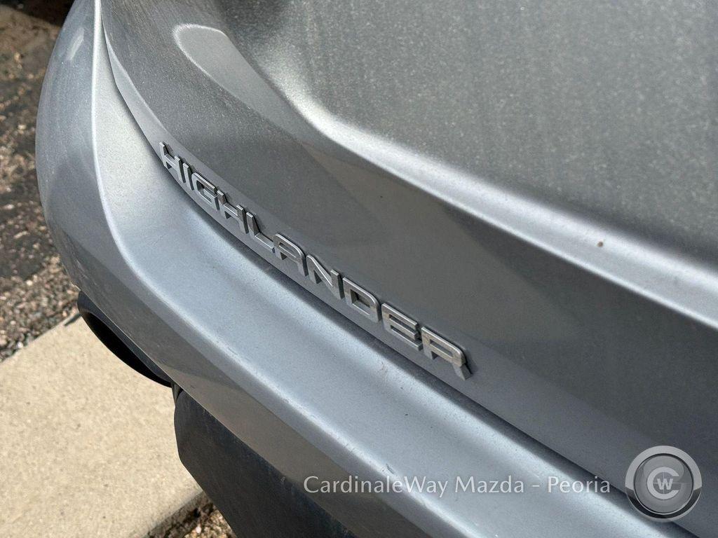 used 2024 Toyota Highlander car