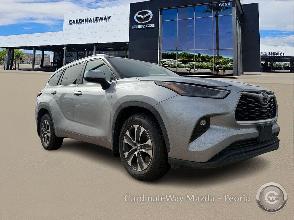 used 2024 Toyota Highlander car