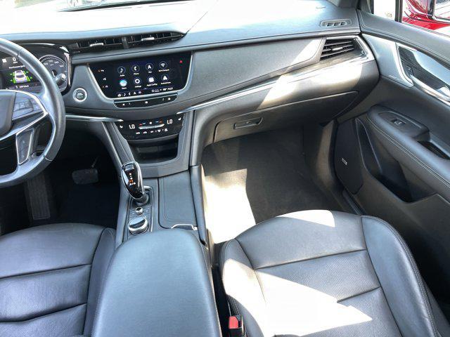 used 2021 Cadillac XT5 car, priced at $29,922