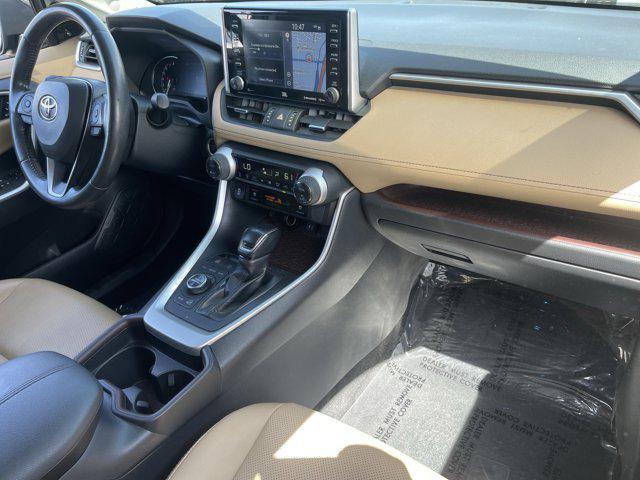 used 2019 Toyota RAV4 car, priced at $26,914