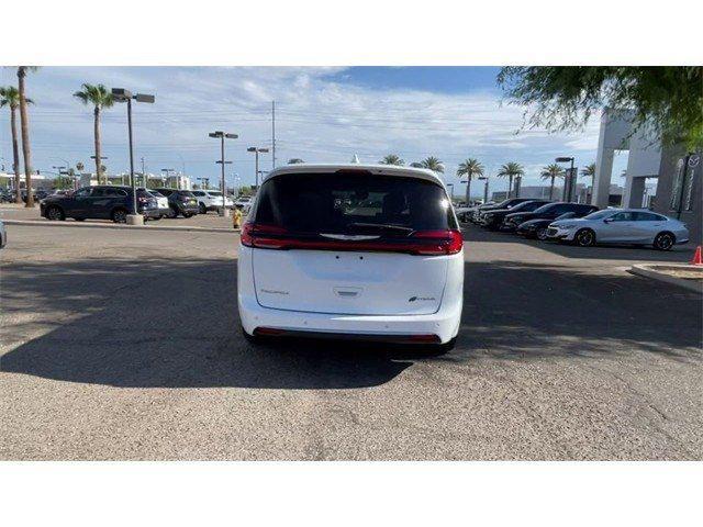 used 2021 Chrysler Pacifica Hybrid car, priced at $25,410