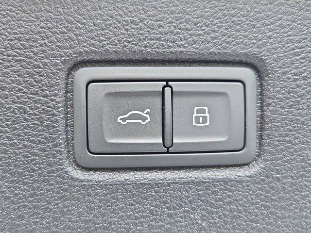 used 2022 Audi Q7 car, priced at $30,991