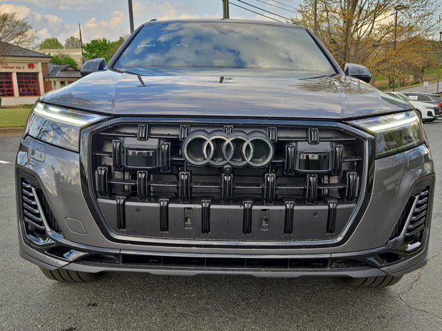 new 2025 Audi Q7 car, priced at $71,670