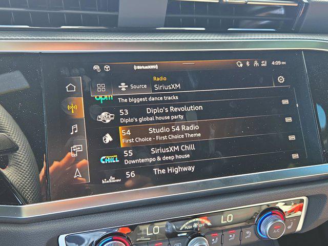 new 2025 Audi Q3 car, priced at $45,000