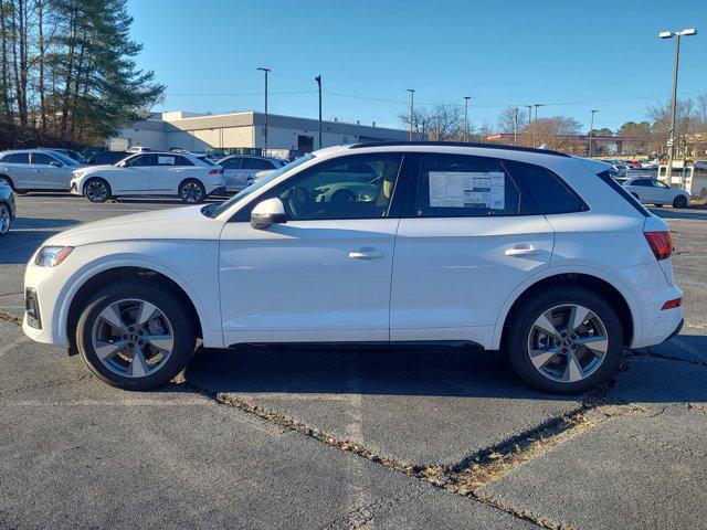 new 2025 Audi Q5 car, priced at $49,045