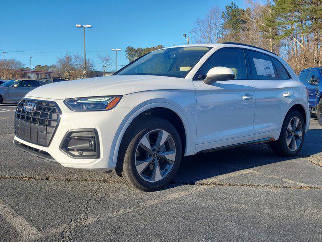 new 2025 Audi Q5 car, priced at $49,045