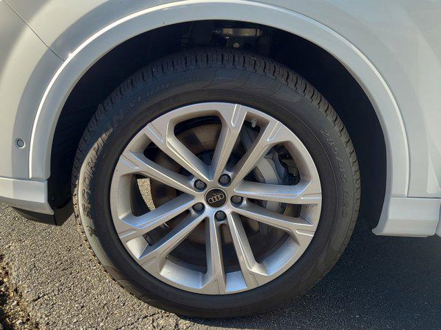 used 2025 Audi Q7 car, priced at $56,991