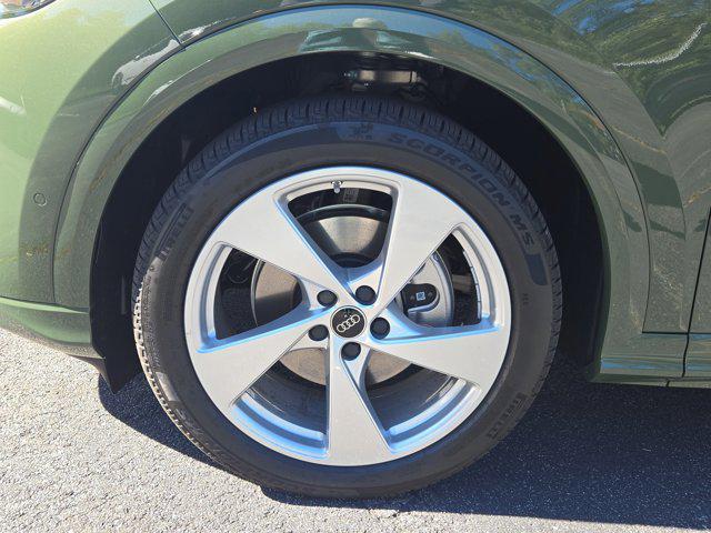 new 2025 Audi Q5 car, priced at $64,900