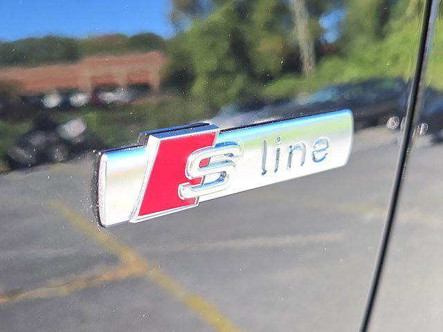 new 2025 Audi Q3 car, priced at $39,357