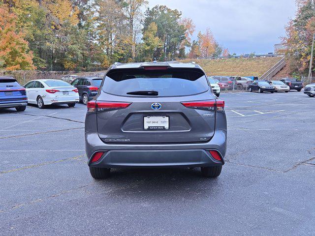 used 2023 Toyota Highlander Hybrid car, priced at $32,991