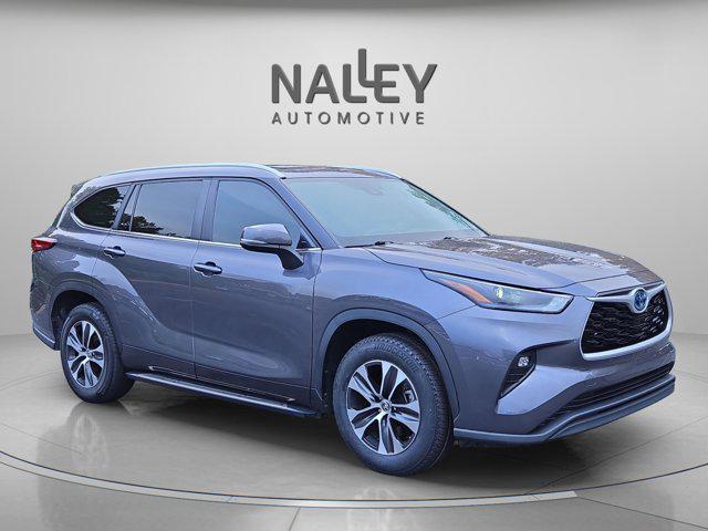 used 2023 Toyota Highlander Hybrid car, priced at $32,591