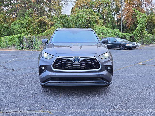used 2023 Toyota Highlander Hybrid car, priced at $32,991