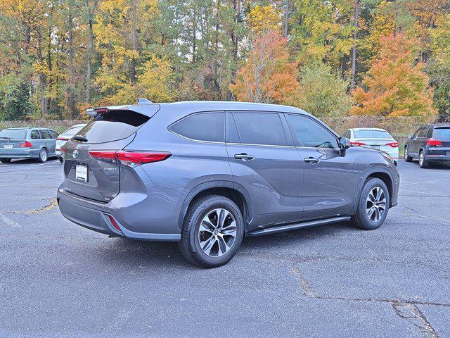 used 2023 Toyota Highlander Hybrid car, priced at $32,991