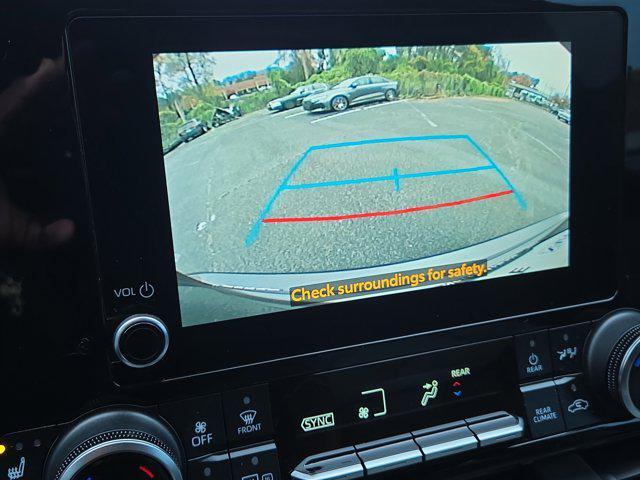 used 2023 Toyota Highlander Hybrid car, priced at $32,591