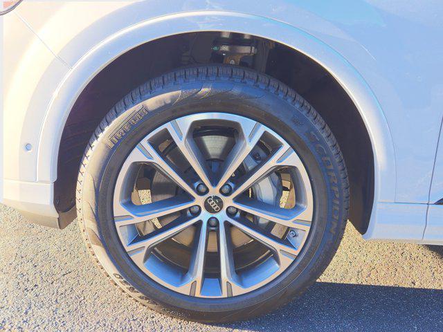 new 2026 Audi Q7 car, priced at $73,895