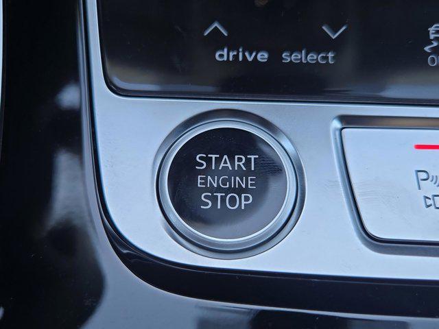 new 2025 Audi Q7 car, priced at $69,226