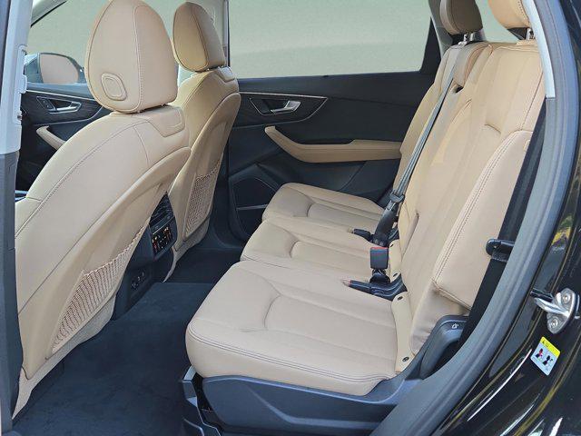 new 2025 Audi Q7 car, priced at $69,226