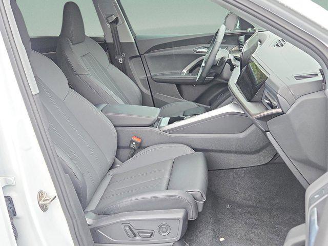 new 2025 Audi Q5 car, priced at $60,175