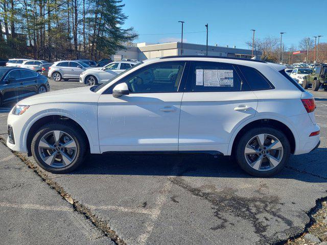 new 2025 Audi Q5 car, priced at $47,172