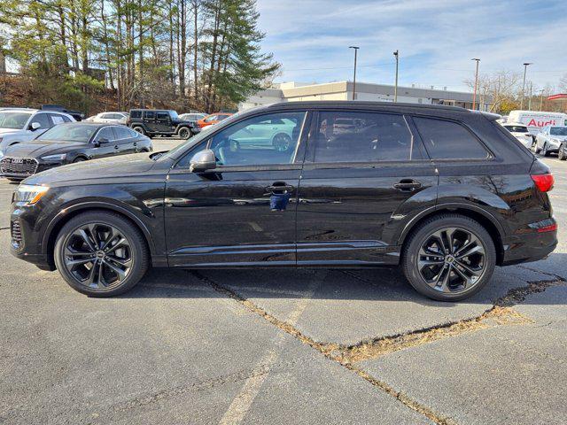 new 2025 Audi Q7 car, priced at $73,085