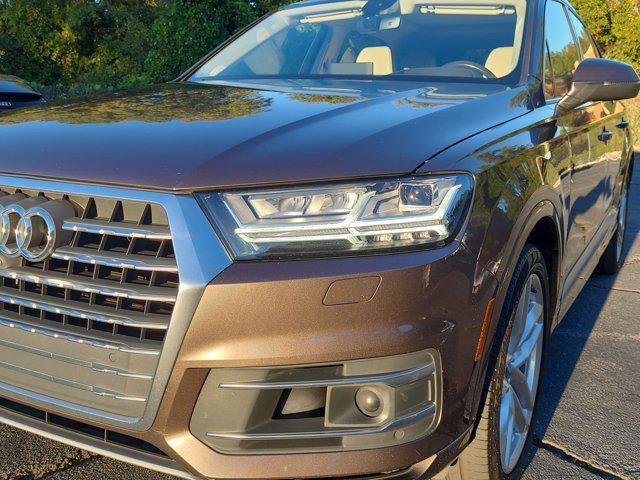 used 2018 Audi Q7 car, priced at $20,591