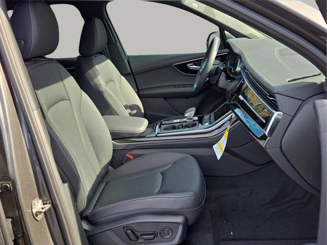 new 2025 Audi Q7 car, priced at $70,863