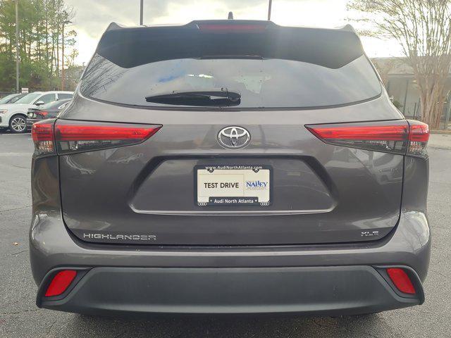 used 2021 Toyota Highlander car, priced at $32,991