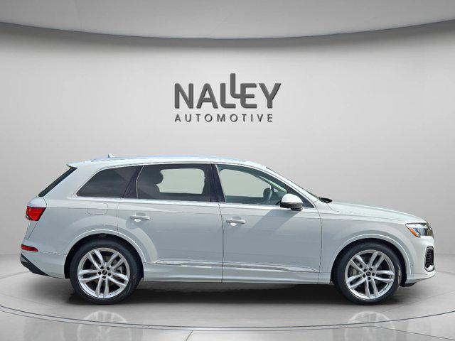 new 2025 Audi Q7 car, priced at $68,395