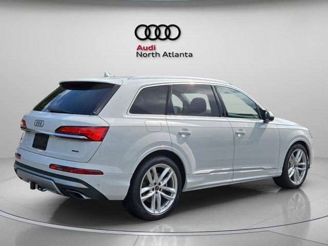 new 2025 Audi Q7 car, priced at $66,895