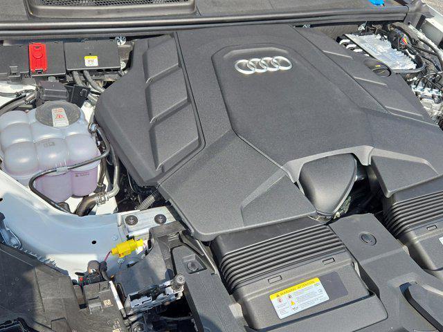 new 2025 Audi Q7 car, priced at $66,895