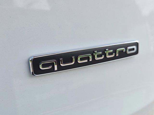 new 2025 Audi Q7 car, priced at $66,895