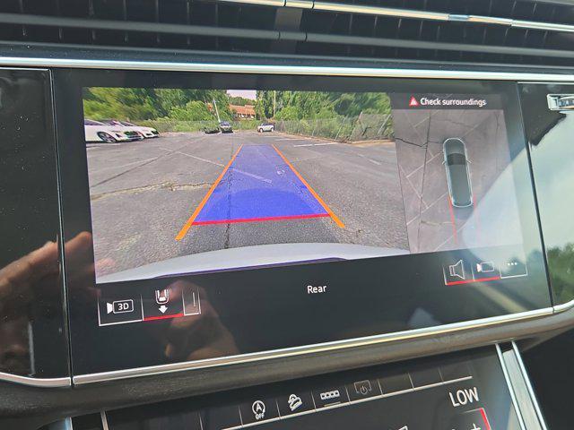 new 2025 Audi Q7 car, priced at $68,395