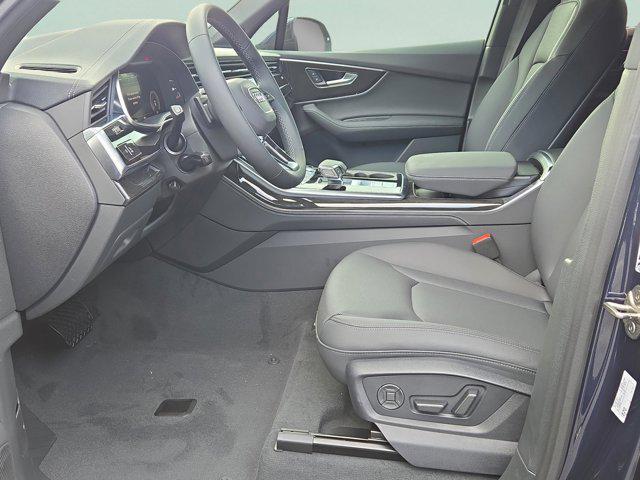 new 2025 Audi Q7 car, priced at $66,895