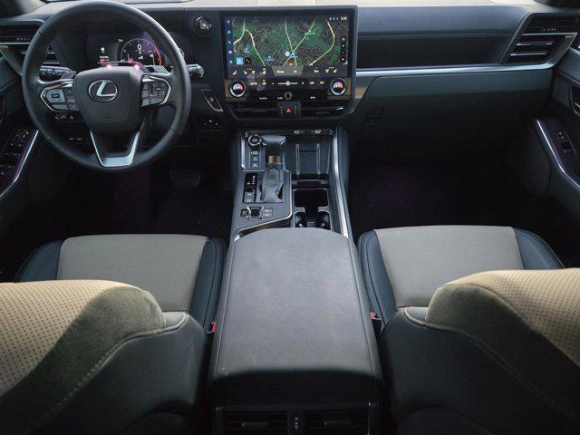 used 2025 Lexus GX 550 car, priced at $91,991