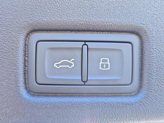 used 2025 Audi Q5 car