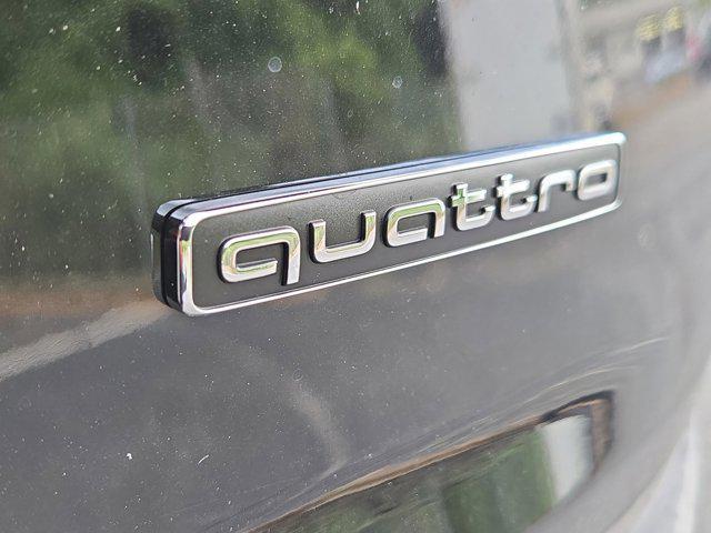 new 2025 Audi Q7 car, priced at $67,726