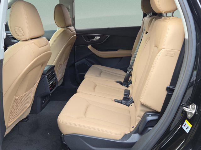 new 2025 Audi Q7 car, priced at $69,226