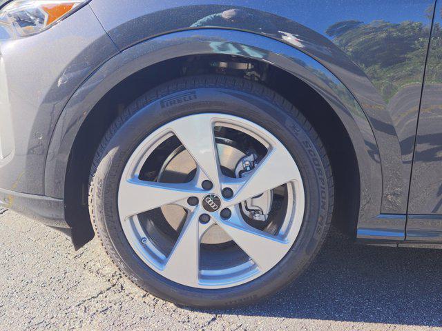new 2025 Audi Q5 car, priced at $61,300