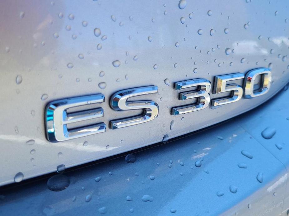 used 2022 Lexus ES 350 car, priced at $37,730