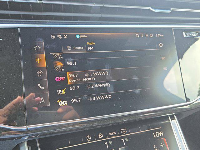 new 2025 Audi Q7 car, priced at $68,395