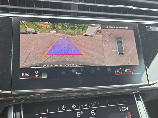 new 2025 Audi Q7 car, priced at $68,656