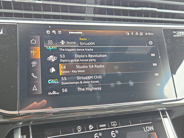 new 2025 Audi Q7 car, priced at $68,656