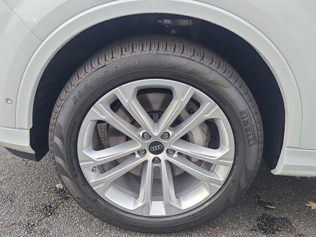 used 2025 Audi Q7 car, priced at $56,991