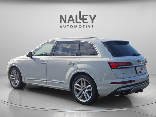 new 2025 Audi Q7 car, priced at $68,742
