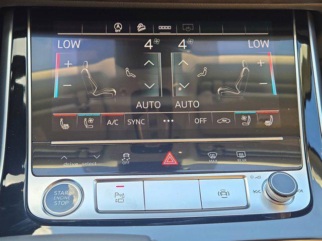 new 2025 Audi Q7 car, priced at $68,742