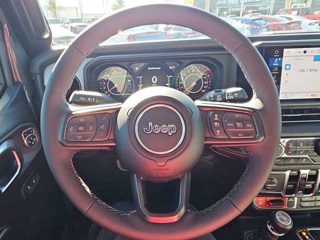 new 2025 Jeep Wrangler car, priced at $48,615