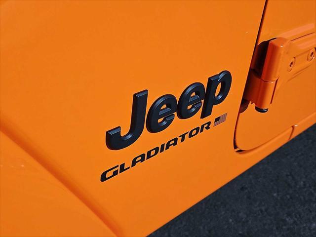 new 2025 Jeep Gladiator car, priced at $45,323