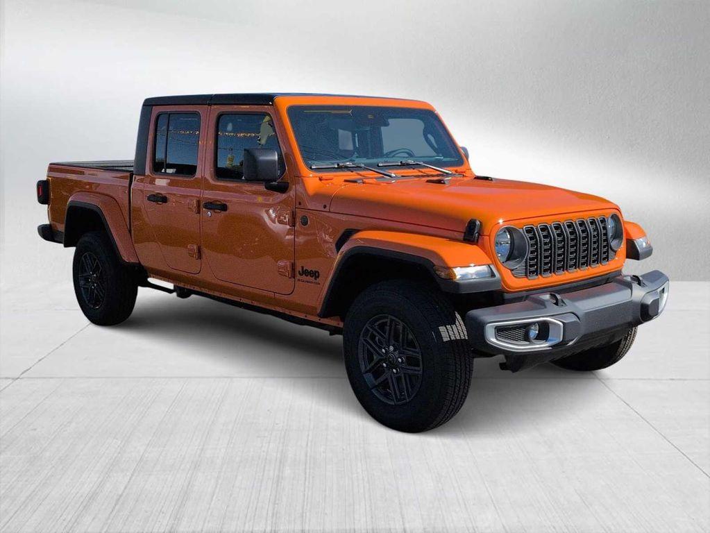 new 2025 Jeep Gladiator car, priced at $41,450