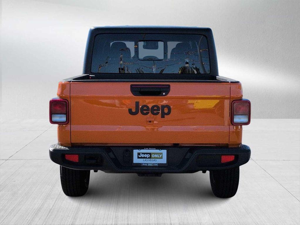 new 2025 Jeep Gladiator car, priced at $41,450