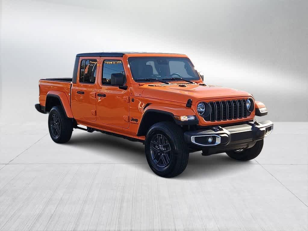 new 2025 Jeep Gladiator car, priced at $45,323